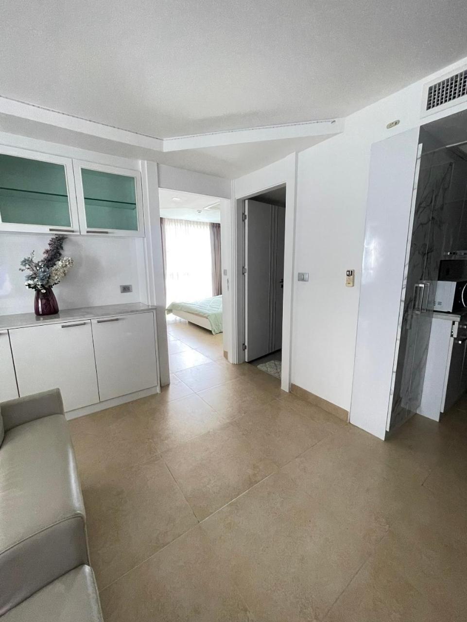 2 Bedrooms Near Pattaya Beach מראה חיצוני תמונה