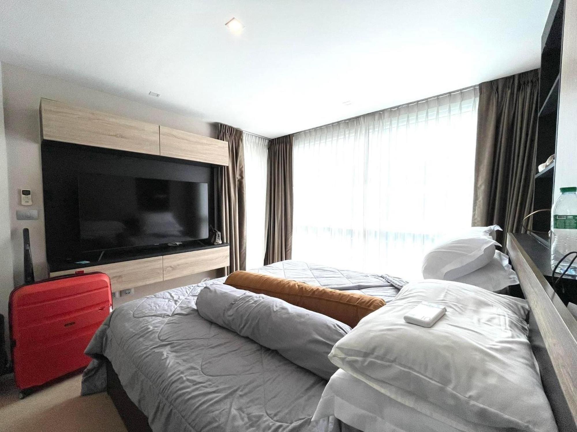 2 Bedrooms Near Pattaya Beach מראה חיצוני תמונה